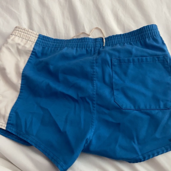Vintage Nike shorts - Picture 2 of 3